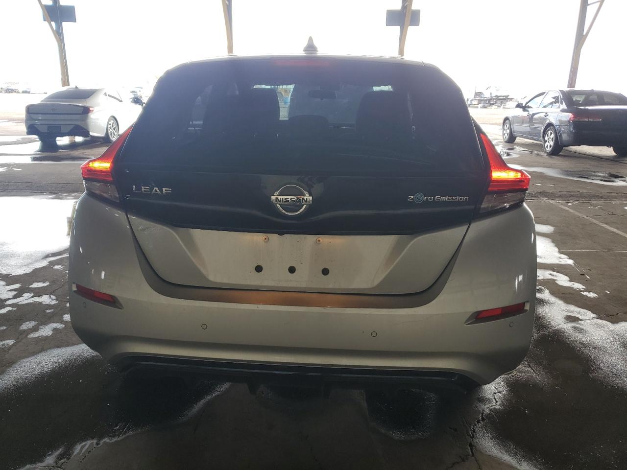 2020 Nissan Leaf VIN 1N4AZ1BP8LC311811 Copart auction photo, front end / side damage thumbnail 6