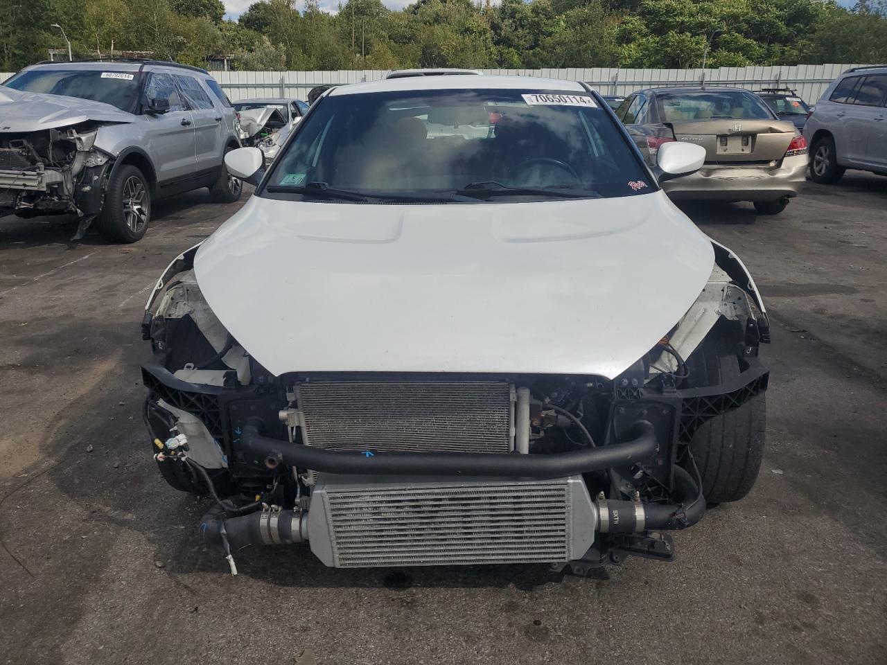 2016 Hyundai Veloster VIN KMHTC6AE9GU296054 Copart auction photo, front end / minor dent/scratches damage thumbnail 5