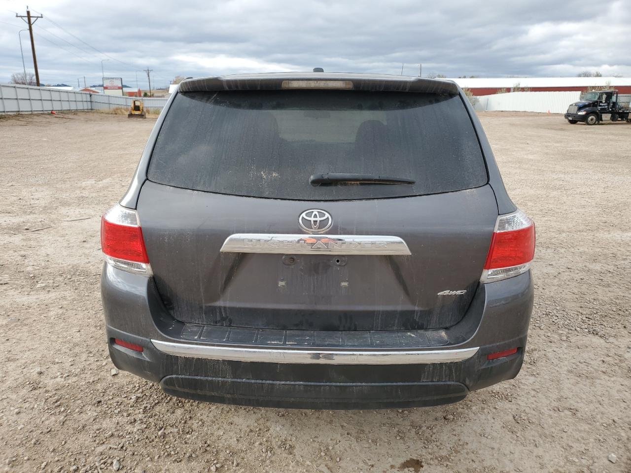 2012 Toyota Highlander VIN 5TDBK3EH2CS134058 Copart auction photo, front end / side damage thumbnail 6