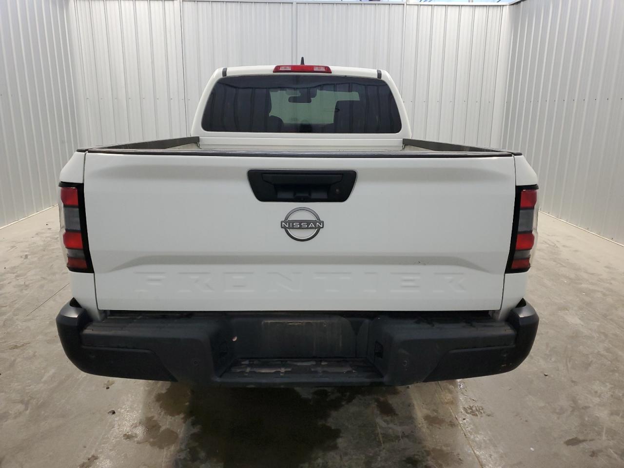 2024 Nissan Navara (Frontier) VIN 1N6ED1CL5RN651966 Copart auction photo, water/flood / minor dent/scratches damage thumbnail 6