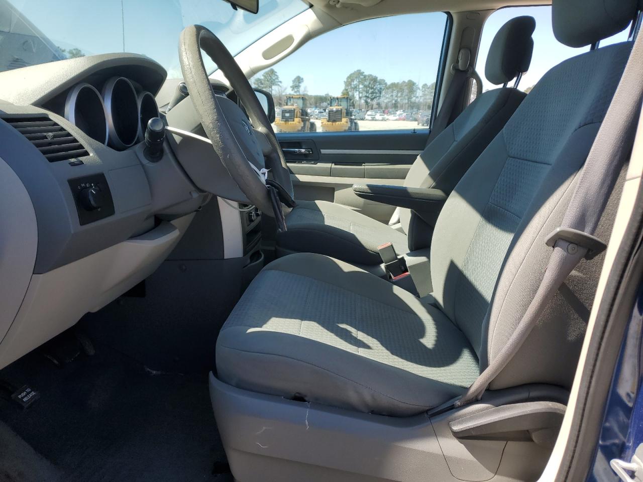 2010 Dodge Caravan VIN 2D4RN4DE6AR326840 Copart auction photo, front end / side damage thumbnail 7