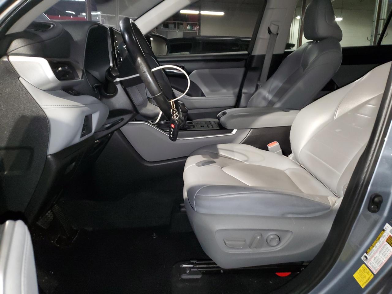 2021 Toyota Highlander VIN 5TDHZRBHXMS072780 Copart auction photo, front end damage thumbnail 7