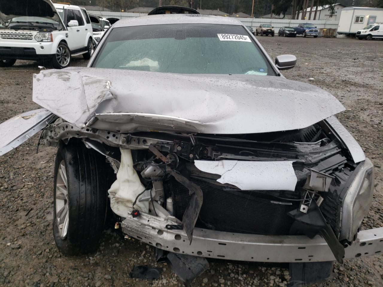 2015 Chrysler 300 VIN 2C3CCABG5FH853183 Copart auction photo, front end / side damage thumbnail 5