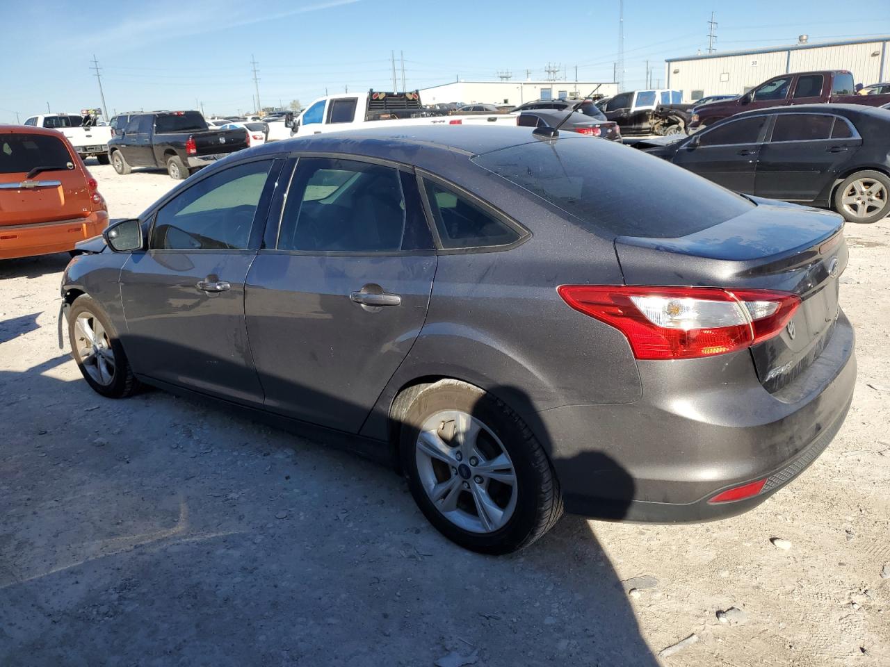 2014 Ford Focus VIN 1FADP3F29EL122942 Copart auction photo, front end damage thumbnail 2