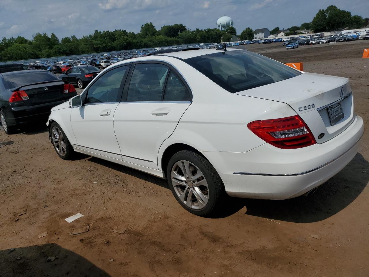 2013 Mercedes-Benz C-klasse VIN WDDGF8ABXDR244452 Copart auction photo, water/flood / front end damage thumbnail 2