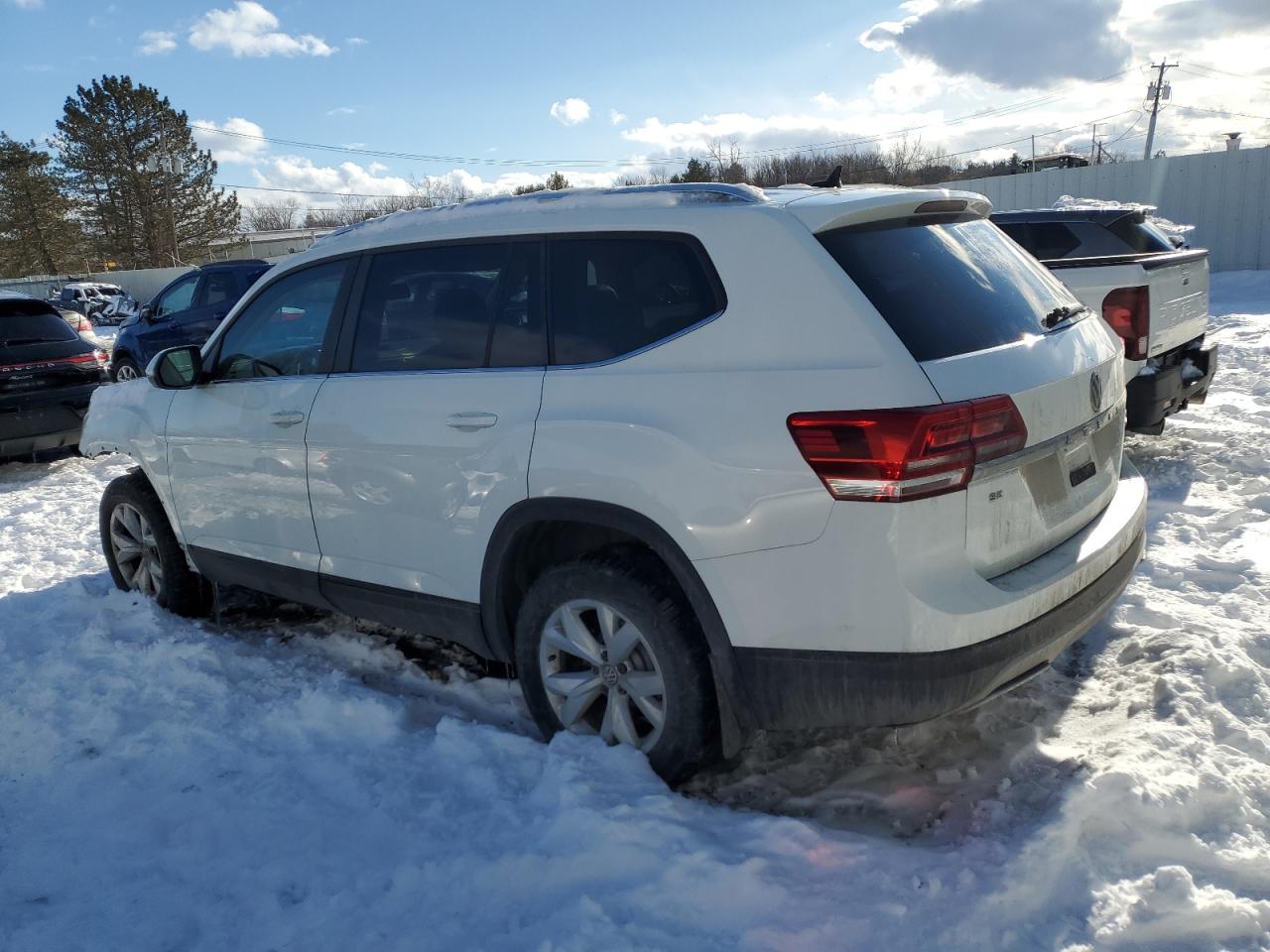 2018 Volkswagen Atlas VIN 1V2KR2CA9JC519528 Copart auction photo, front end damage thumbnail 2