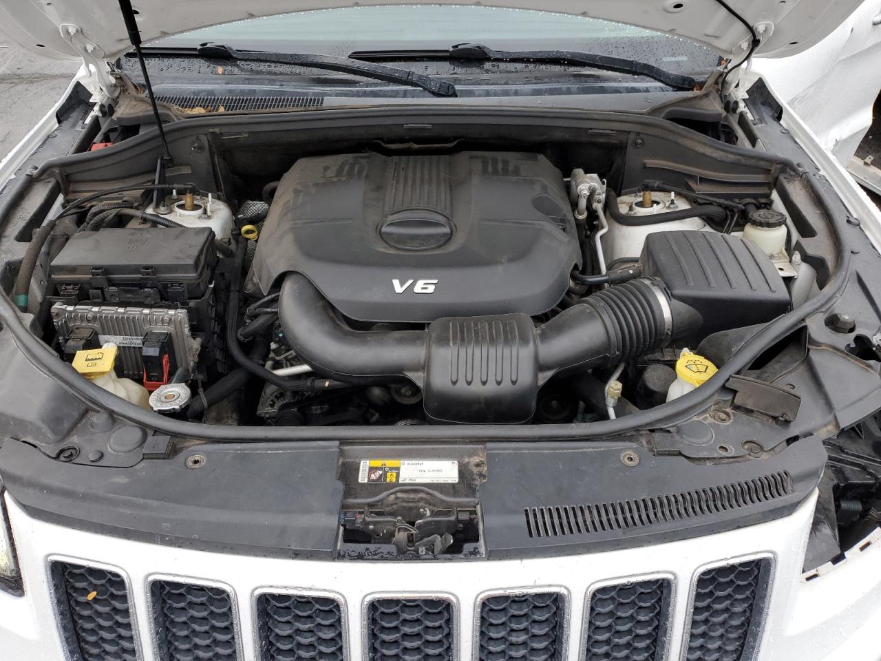 2015 Jeep Grand Cherokee VIN 1C4RJFCG5FC652216 Copart auction photo, all over damage thumbnail 11
