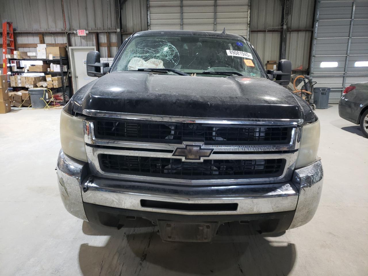 2009 Chevrolet Silverado VIN 1GCHK536X9F176154 Copart auction photo, side / minor dent/scratches damage thumbnail 5