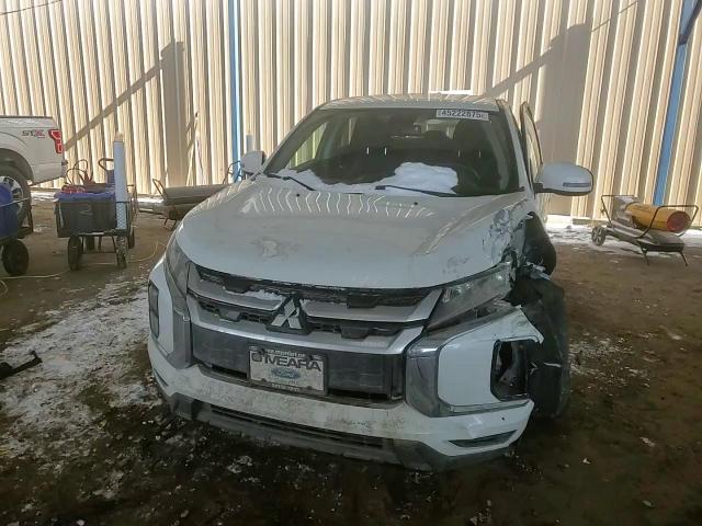 2021 Mitsubishi Outlander VIN JA4ARUAU2MU011061 Copart auction photo, front end / side damage thumbnail 11