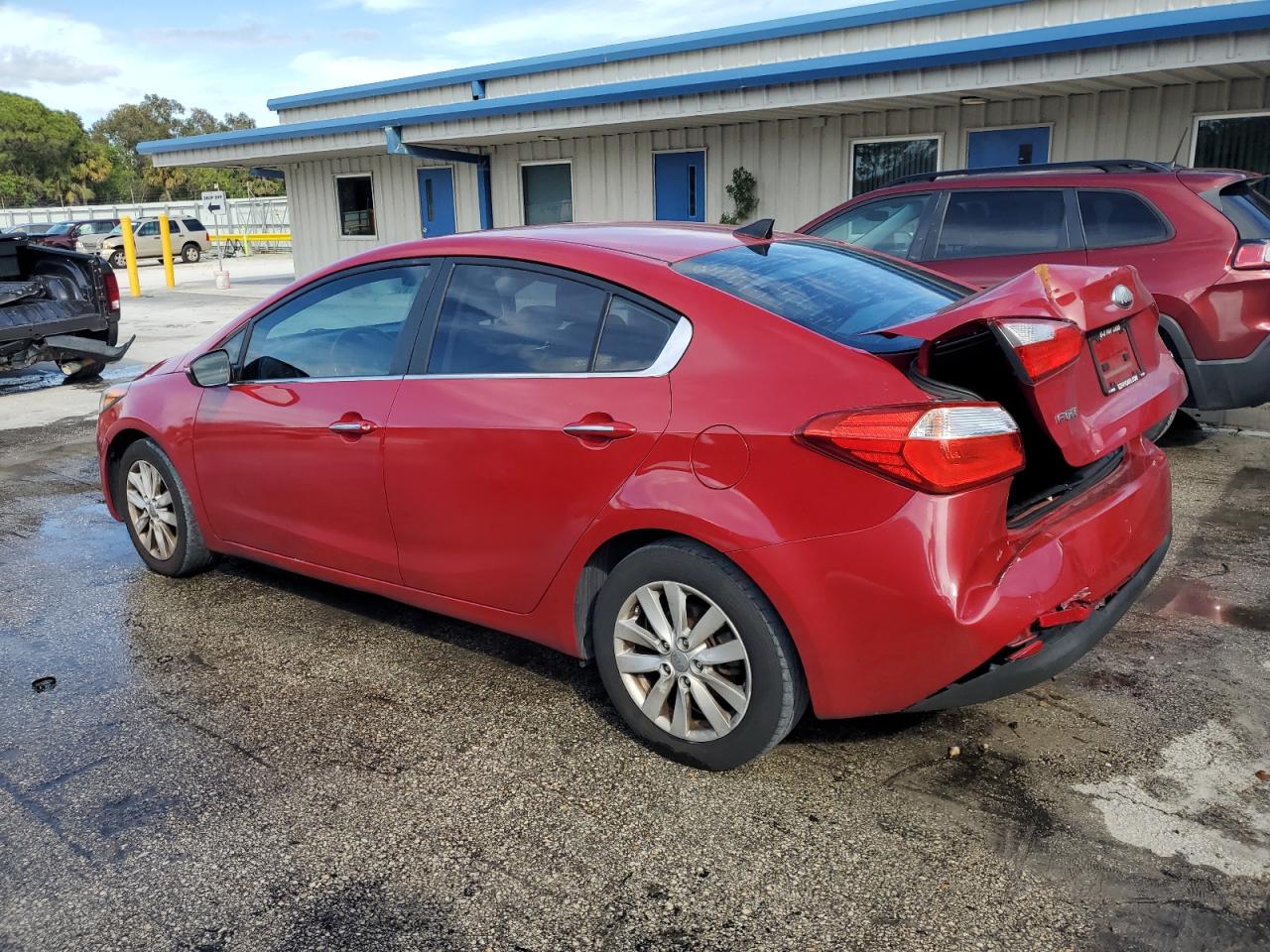 2014 KIA Forte VIN KNAFX4A82E5046776 Copart auction photo, rear end / minor dent/scratches damage thumbnail 2