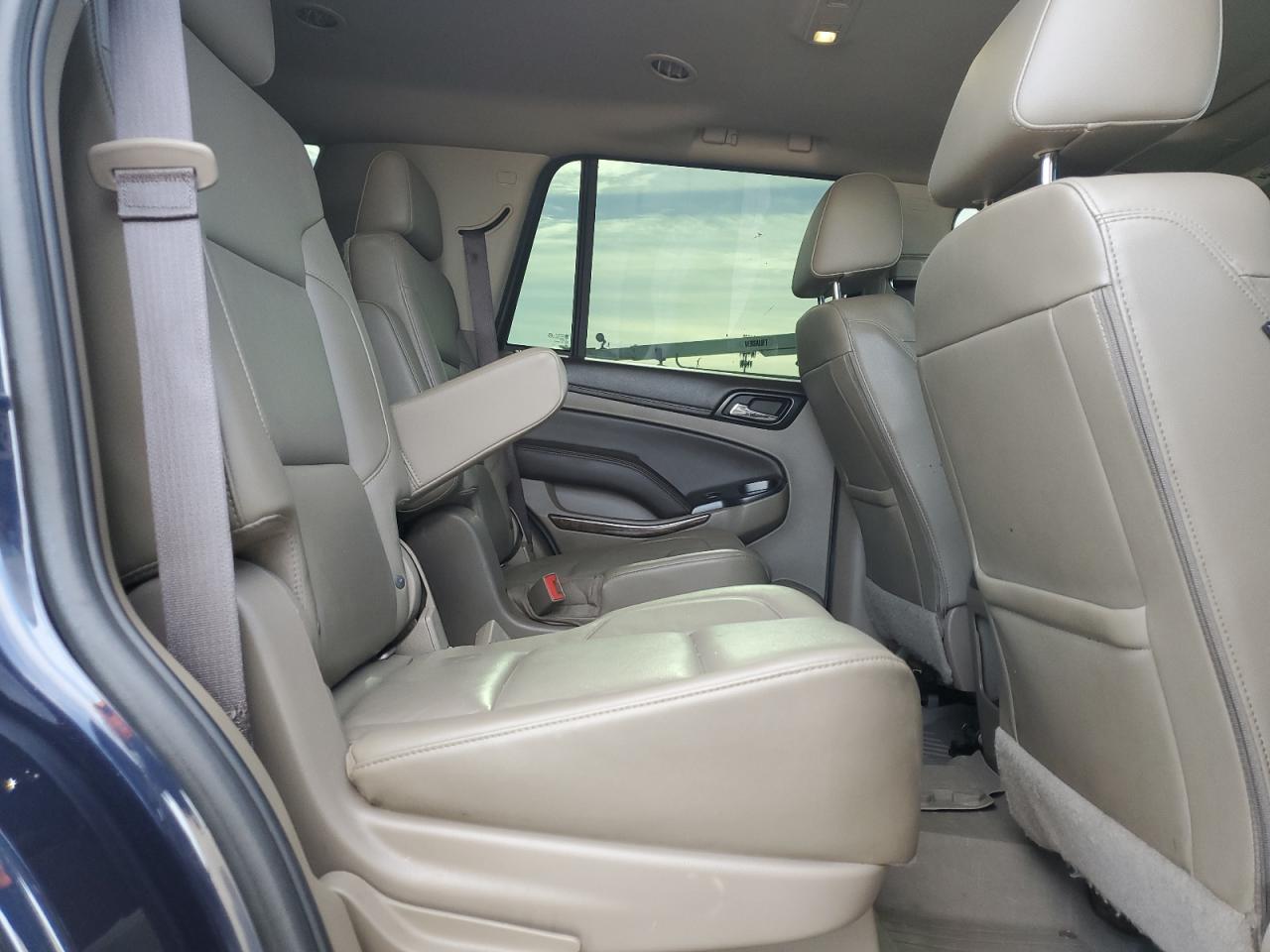 2017 Chevrolet Tahoe VIN 1GNSKBKC1HR344702 Copart auction photo, rear end / front end damage thumbnail 11