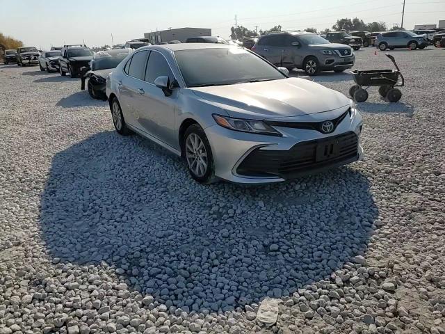 2021 Toyota Camry VIN 4T1C11AK7MU599876 Copart auction photo, rear end / side damage thumbnail 11