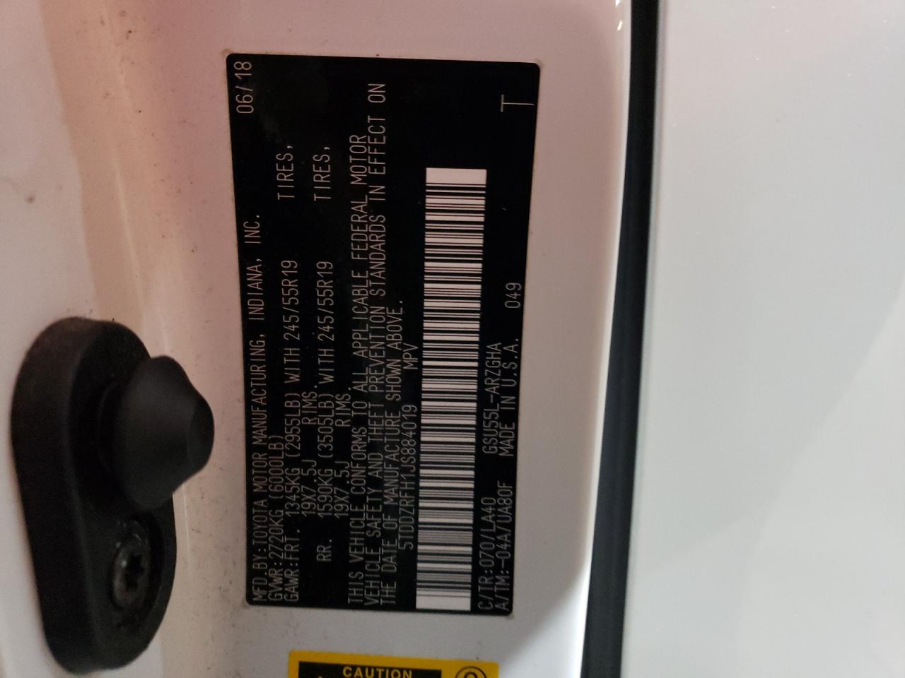 2018 Toyota Highlander VIN 5TDDZRFH1JS884019 Copart auction photo, undercarriage / minor dent/scratches damage thumbnail 14