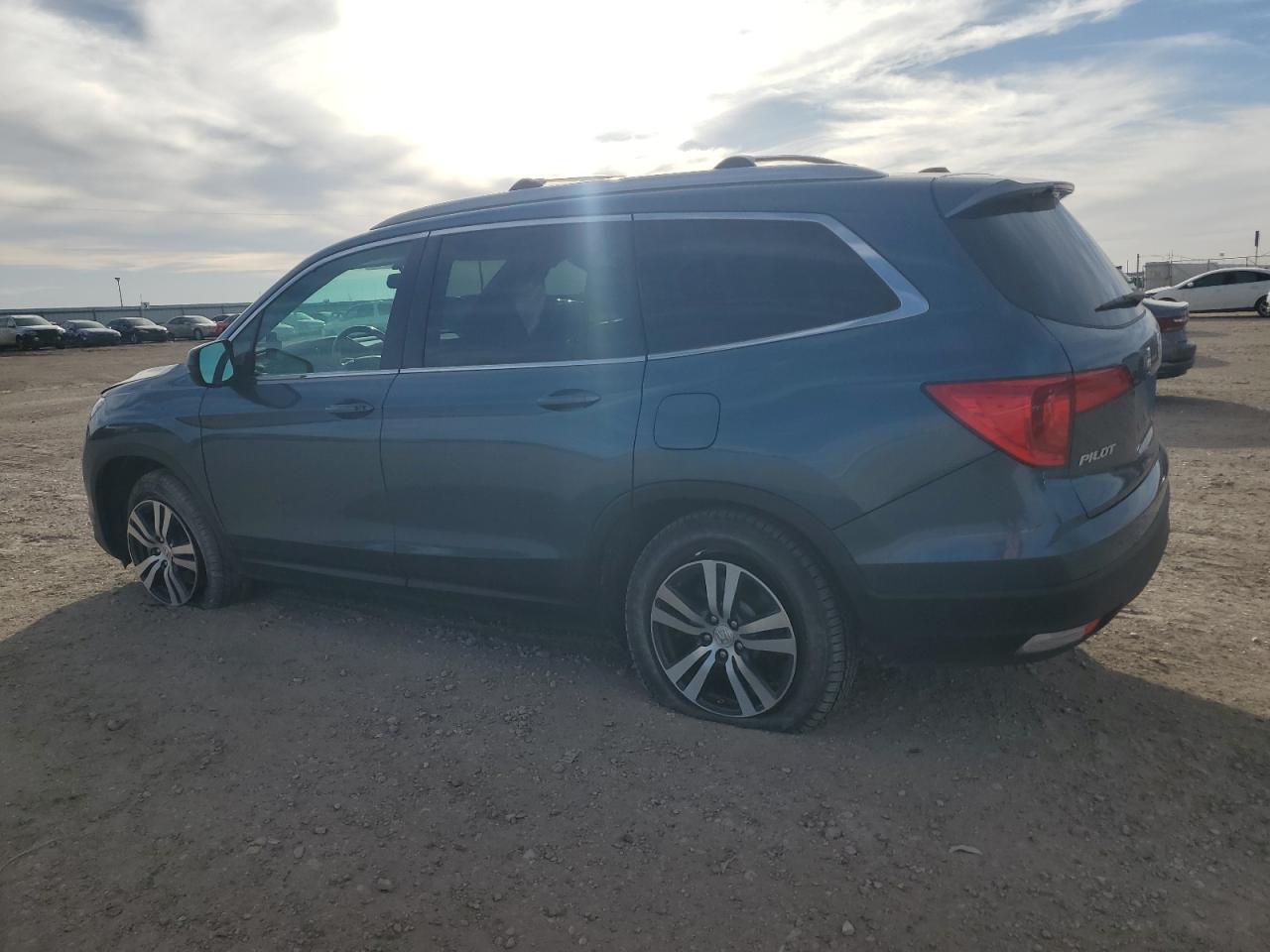 2018 Honda Pilot VIN 5FNYF6H75JB045802 Copart auction photo, side damage thumbnail 2
