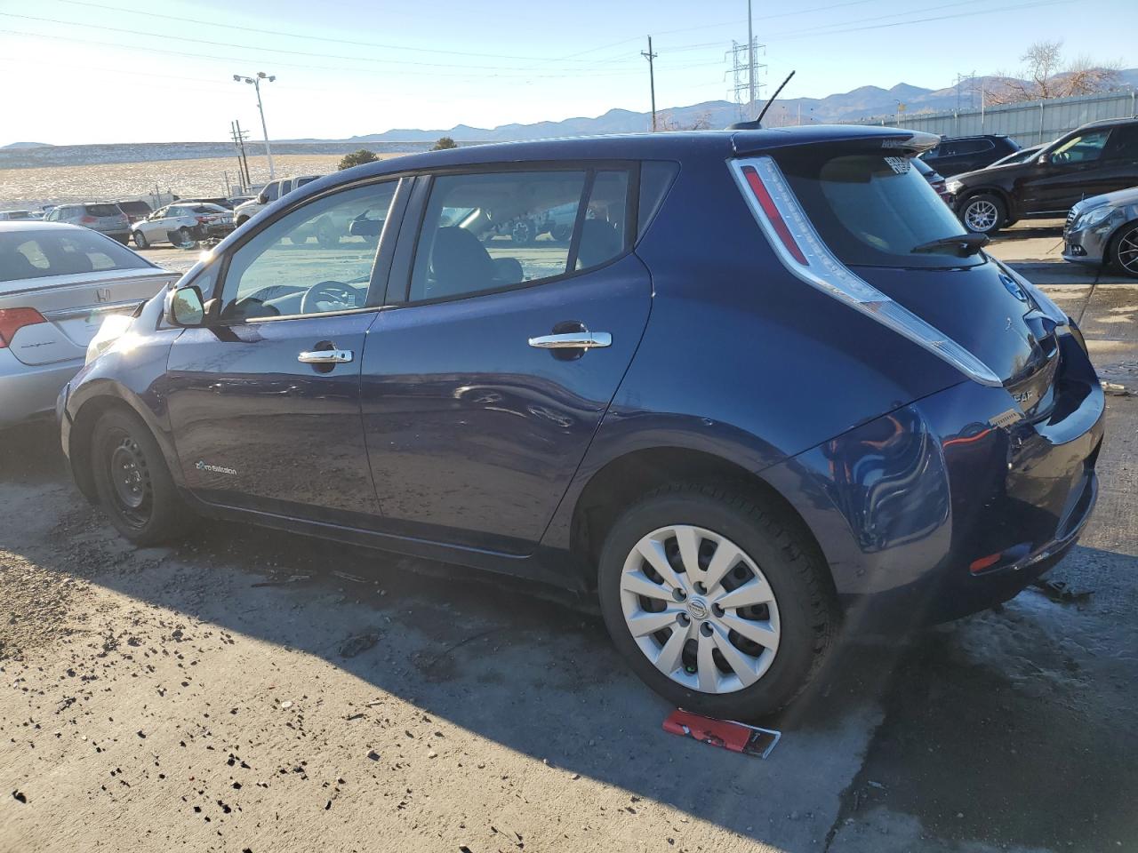 2017 Nissan Leaf VIN 1N4BZ0CP8HC303664 Copart auction photo, front end / rear end damage thumbnail 2