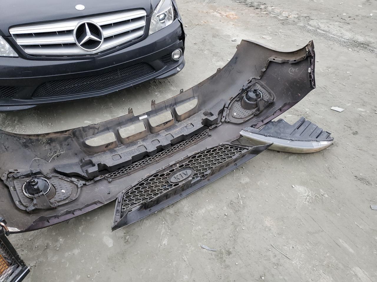 2013 KIA Sorento VIN 5XYKT3A60DG370000 Copart auction photo, front end damage thumbnail 13