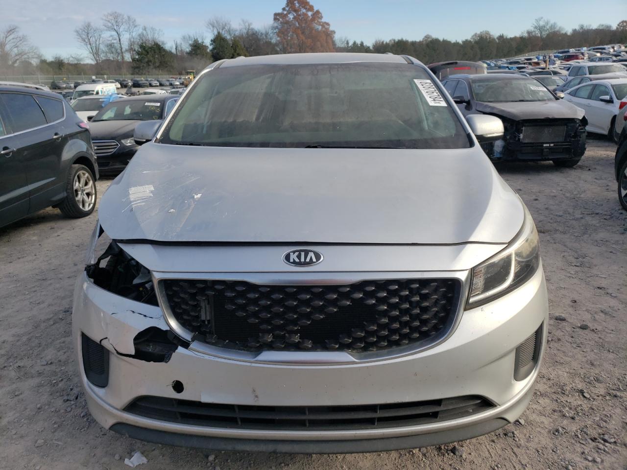 2016 KIA Sedona VIN KNDMB5C17G6124402 Copart auction photo, all over damage thumbnail 5