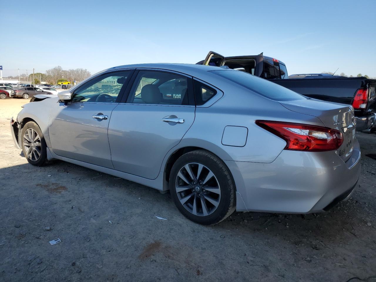 2016 Nissan Altima VIN 1N4AL3APXGC122484 Copart auction photo, front end damage thumbnail 2