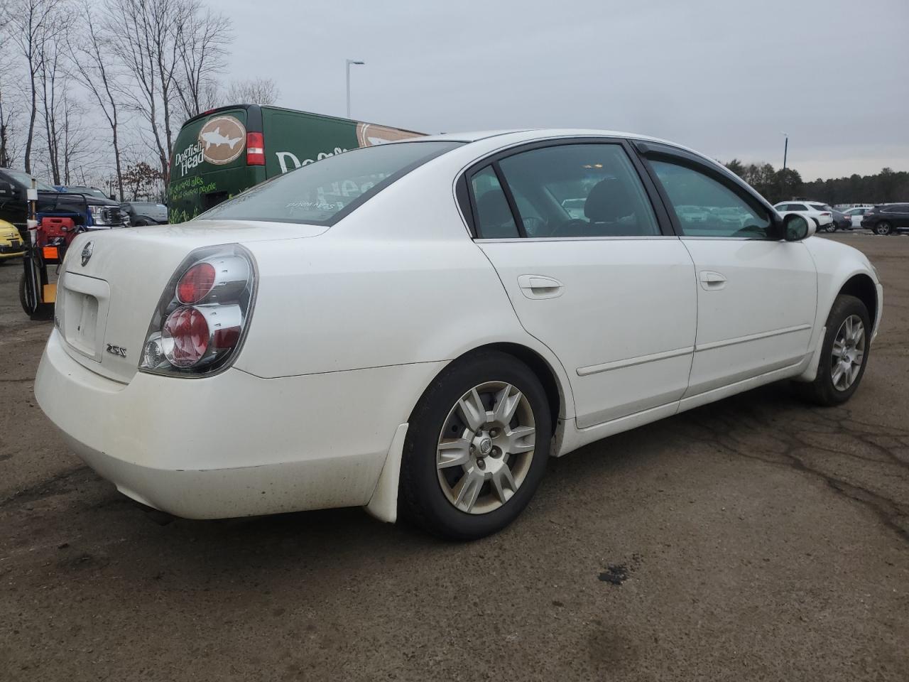 2005 Nissan Altima VIN 1N4AL11D95C131751 Copart auction photo, side / minor dent/scratches damage thumbnail 3