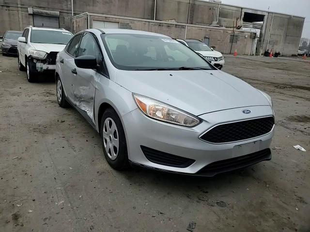2018 Ford Focus VIN 1FADP3E24JL308836 Copart auction photo, side / minor dent/scratches damage thumbnail 11