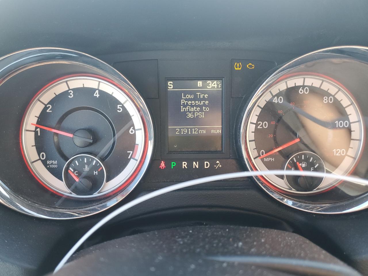 2019 Dodge Caravan VIN 2C4RDGEG2KR600411 Copart auction photo, front end / minor dent/scratches damage thumbnail 9