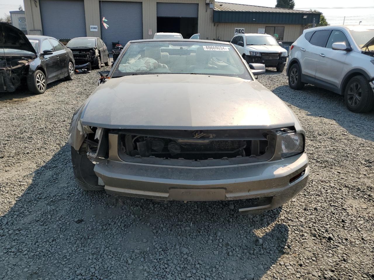 2005 Ford Mustang VIN 1ZVFT84N955219908 Copart auction photo, all over damage thumbnail 5
