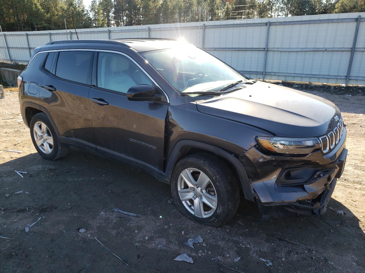 2022 Jeep Compass VIN 3C4NJDBB5NT126437 Copart auction photo, front end / undercarriage damage thumbnail 4