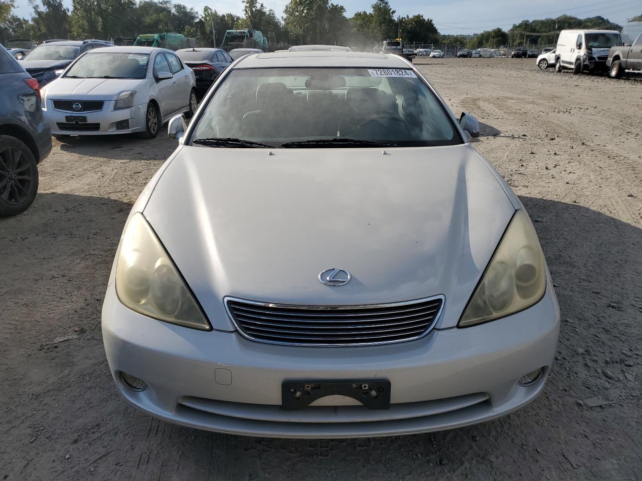 2005 Lexus ES VIN JTHBA30G755070172 Copart auction photo, side / minor dent/scratches damage thumbnail 5