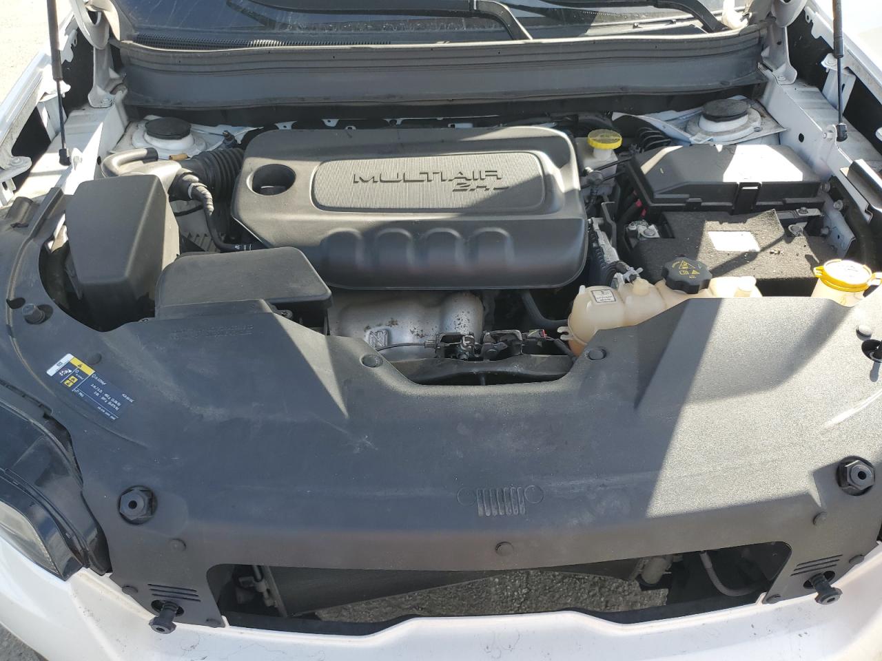 2019 Jeep Grand Cherokee VIN 1C4PJLLB5KD411335 Copart auction photo, minor dent/scratches / undercarriage damage thumbnail 11