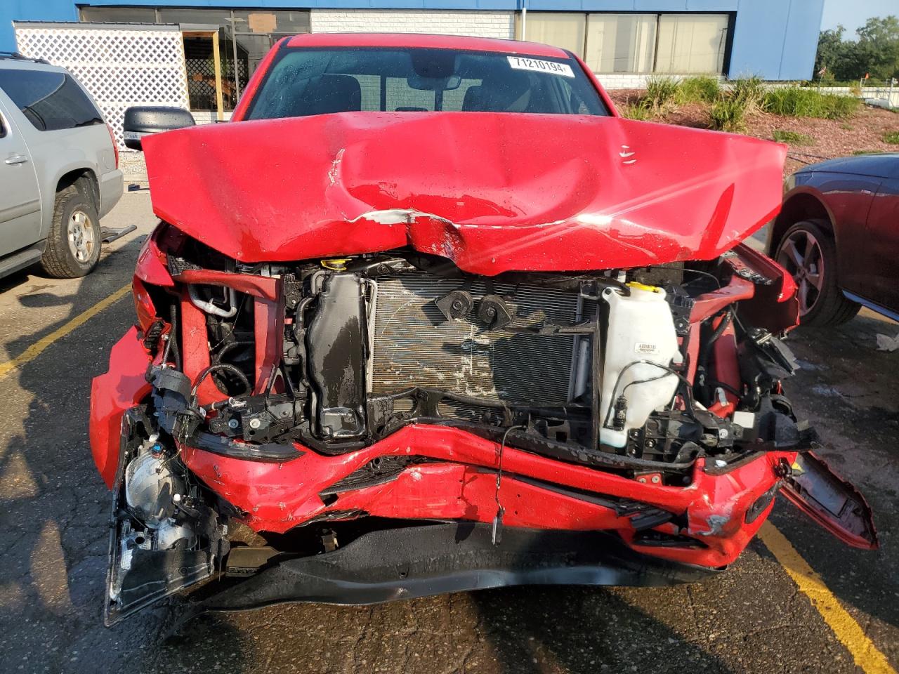 2022 RAM 1500 VIN 1C6SRFFT6NN137769 Copart auction photo, front end damage thumbnail 5