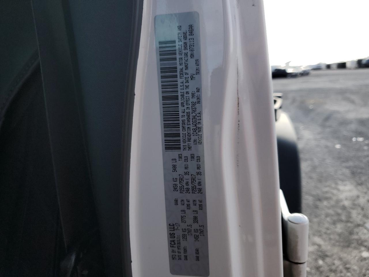 2017 Jeep Wrangler VIN 1C4BJWDG3HL703702 Copart auction photo, front end damage thumbnail 15