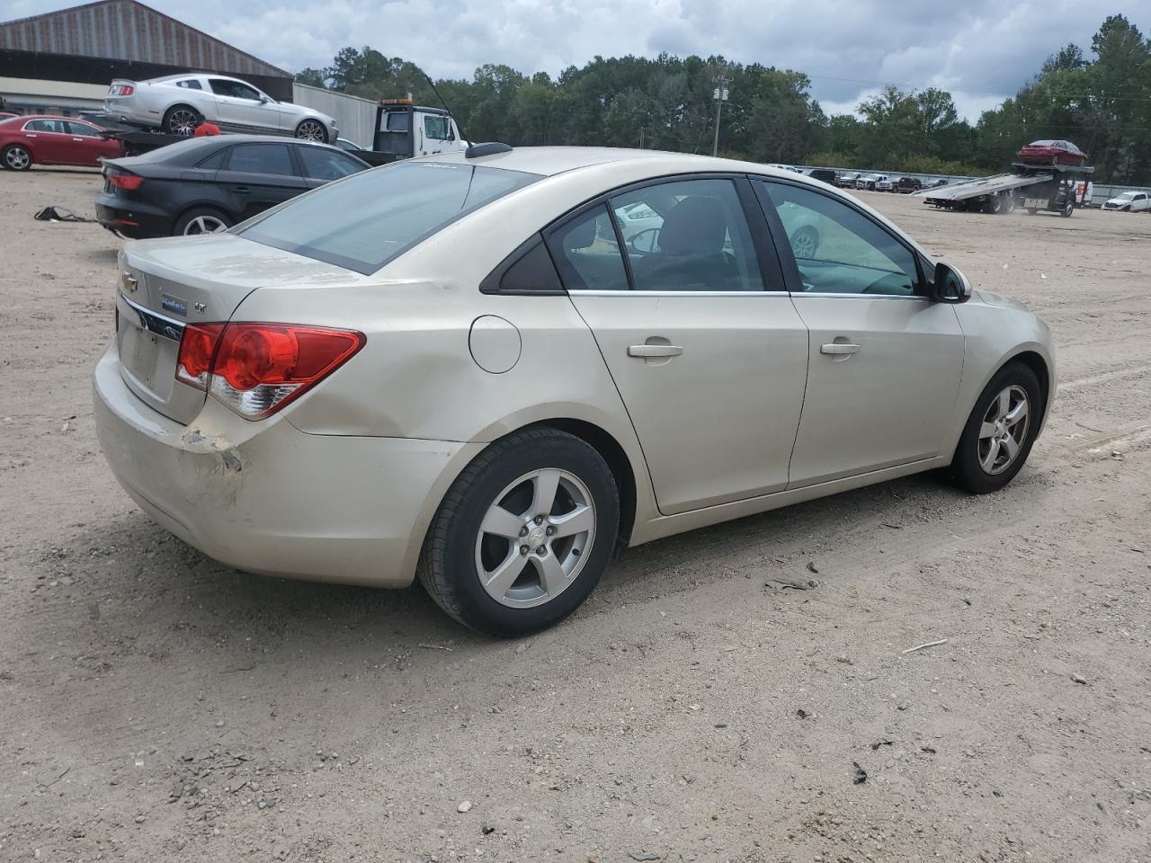 2016 Chevrolet Cruze VIN 1G1PE5SB3G7127539 Copart auction photo, minor dent/scratches damage thumbnail 3
