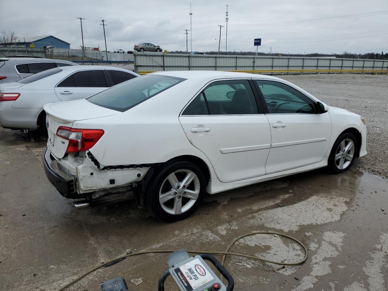 2013 Toyota Camry VIN 4T1BF1FK4DU725438 Copart auction photo, rear end damage thumbnail 3