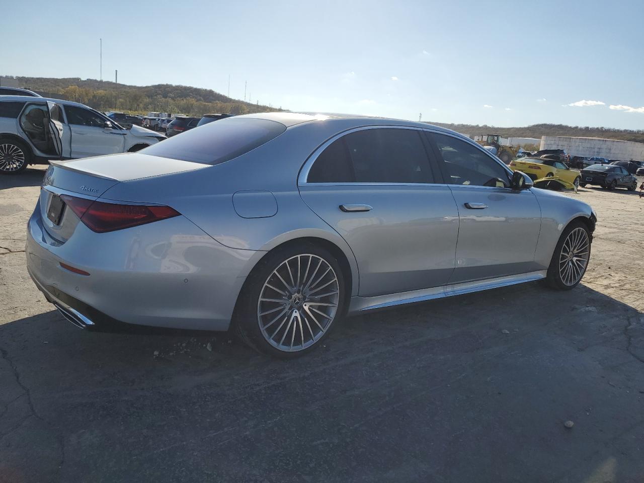 2021 Mercedes-Benz S-klasse VIN W1K6G7GB3MA026426 Copart auction photo, front end / minor dent/scratches damage thumbnail 3