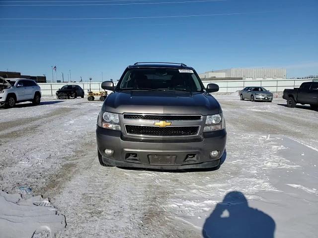 2013 Chevrolet Suburban VIN 1GNSKJE78DR144032 Copart auction photo, rear end / minor dent/scratches damage thumbnail 11