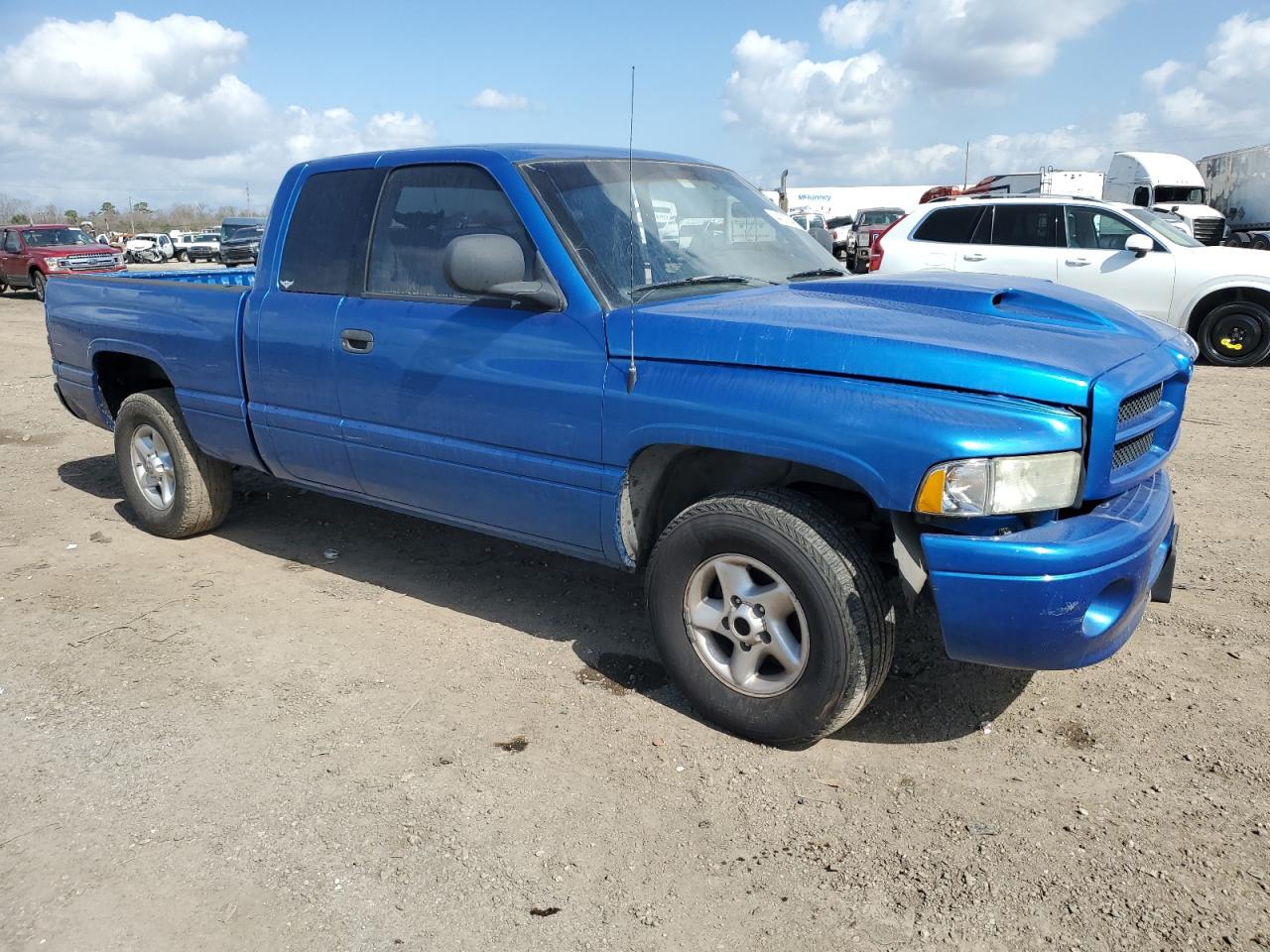 2001 Dodge RAM VIN 3B7HC13Z11G206645 Copart auction photo, front end / minor dent/scratches damage thumbnail 4