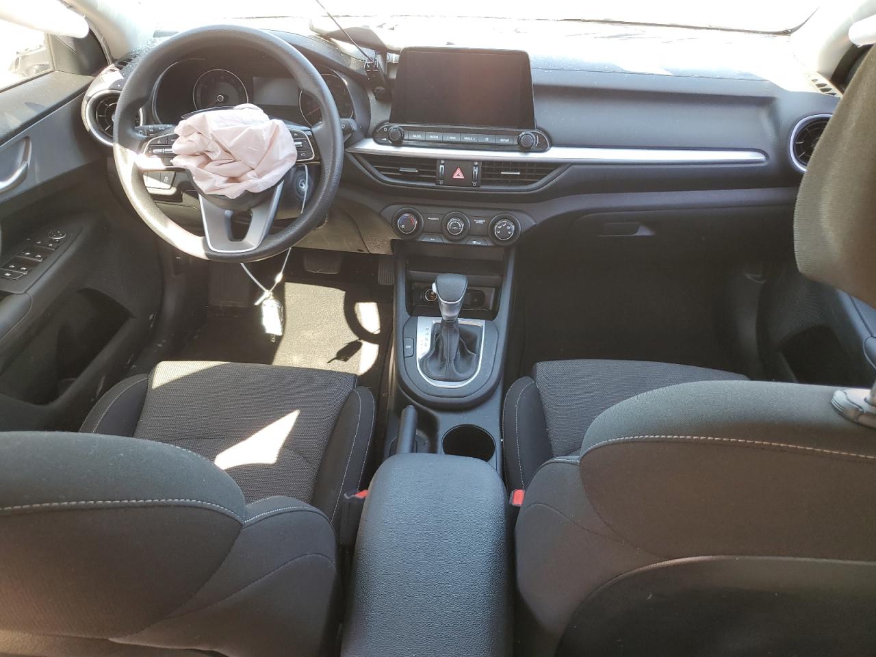 2024 KIA Forte VIN 3KPF24AD7RE733129 Copart auction photo, all over damage thumbnail 8