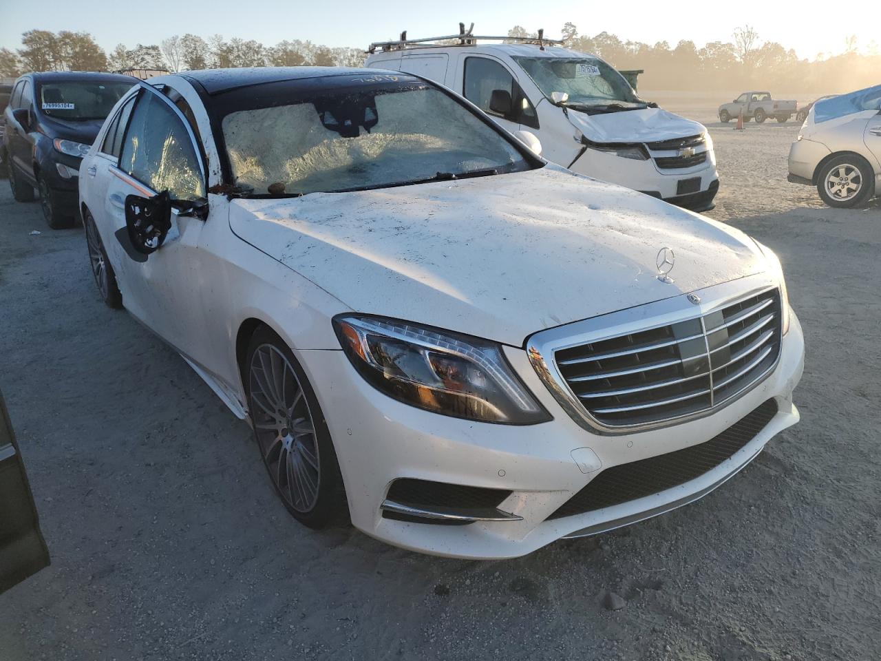 2017 Mercedes-Benz S-klasse VIN WDDUG8CB1HA323073 Copart auction photo, water/flood / side damage thumbnail 4