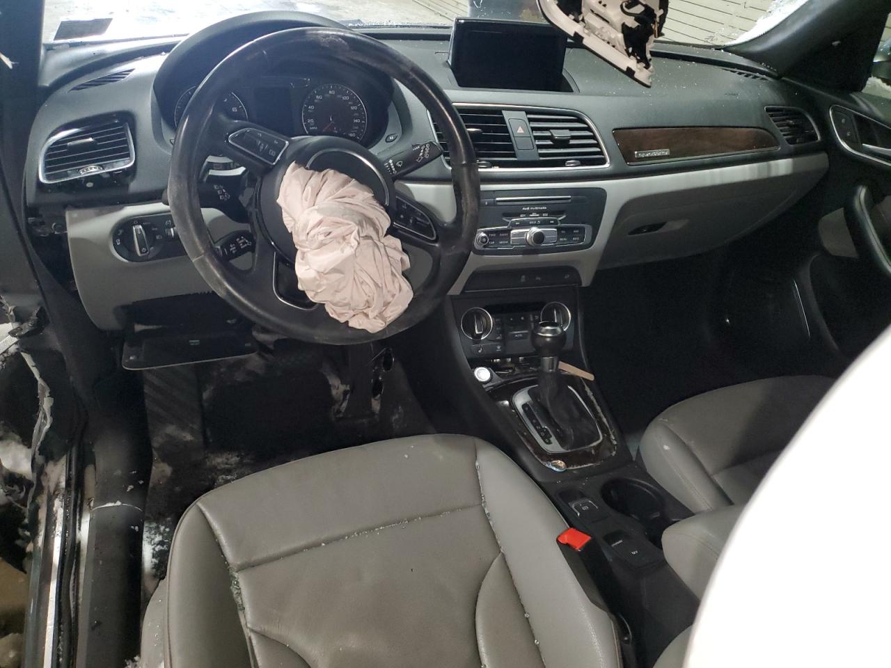 2016 Audi Q3 VIN WA1GFCFS5GR016041 Copart auction photo, front end / side damage thumbnail 8