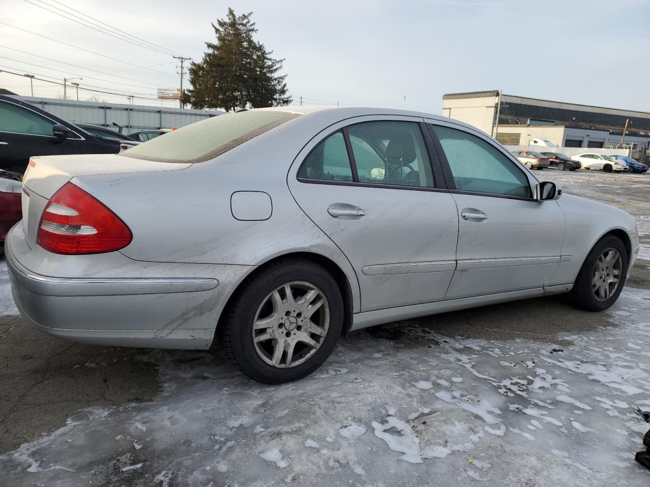 2003 Mercedes-Benz E-klasse VIN WDBUF65J83X105044 Copart auction photo, minor dent/scratches damage thumbnail 3