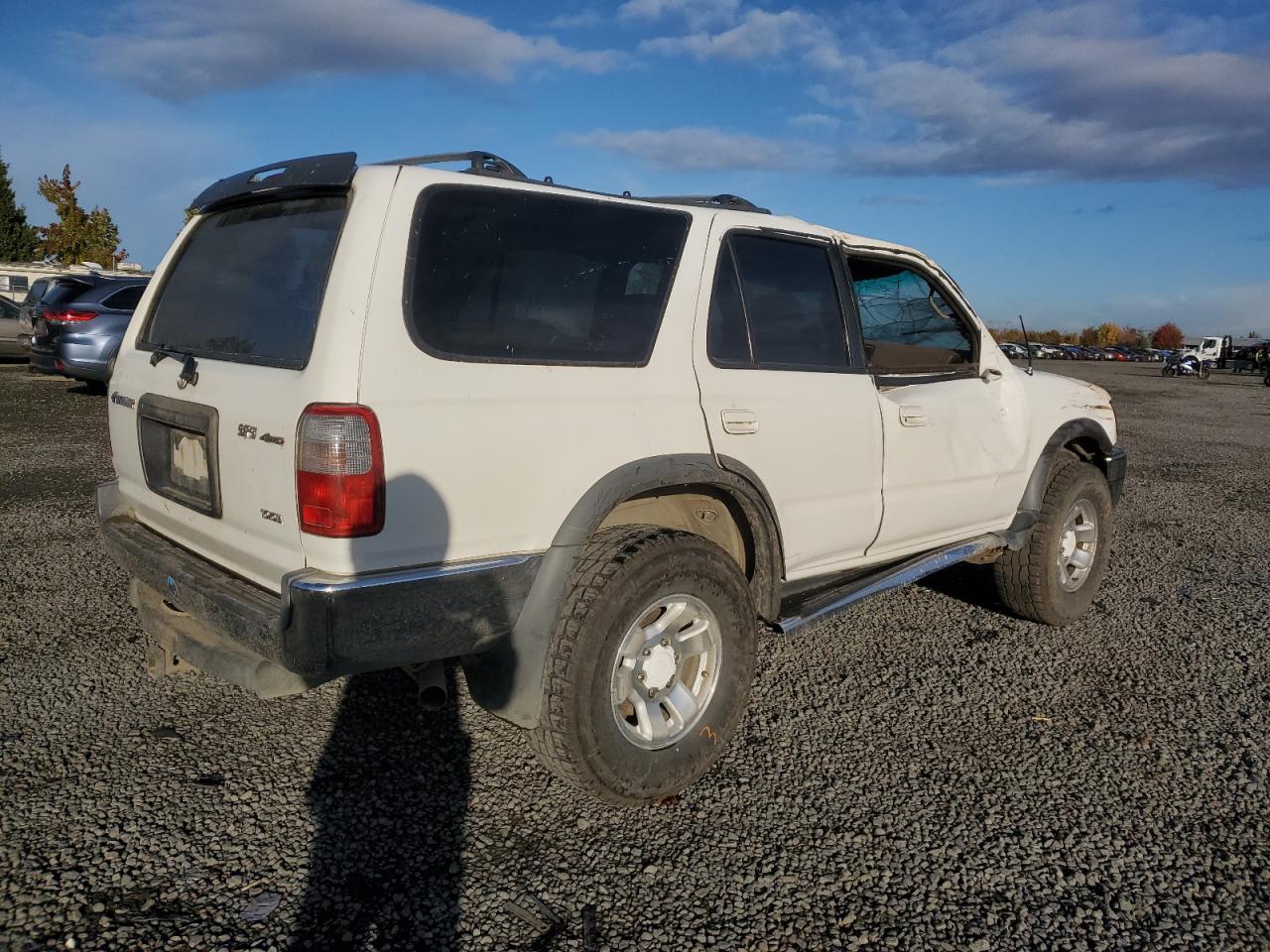 1999 Toyota 4Runner VIN JT3HN86R9X0256192 Copart auction photo, rollover damage thumbnail 3