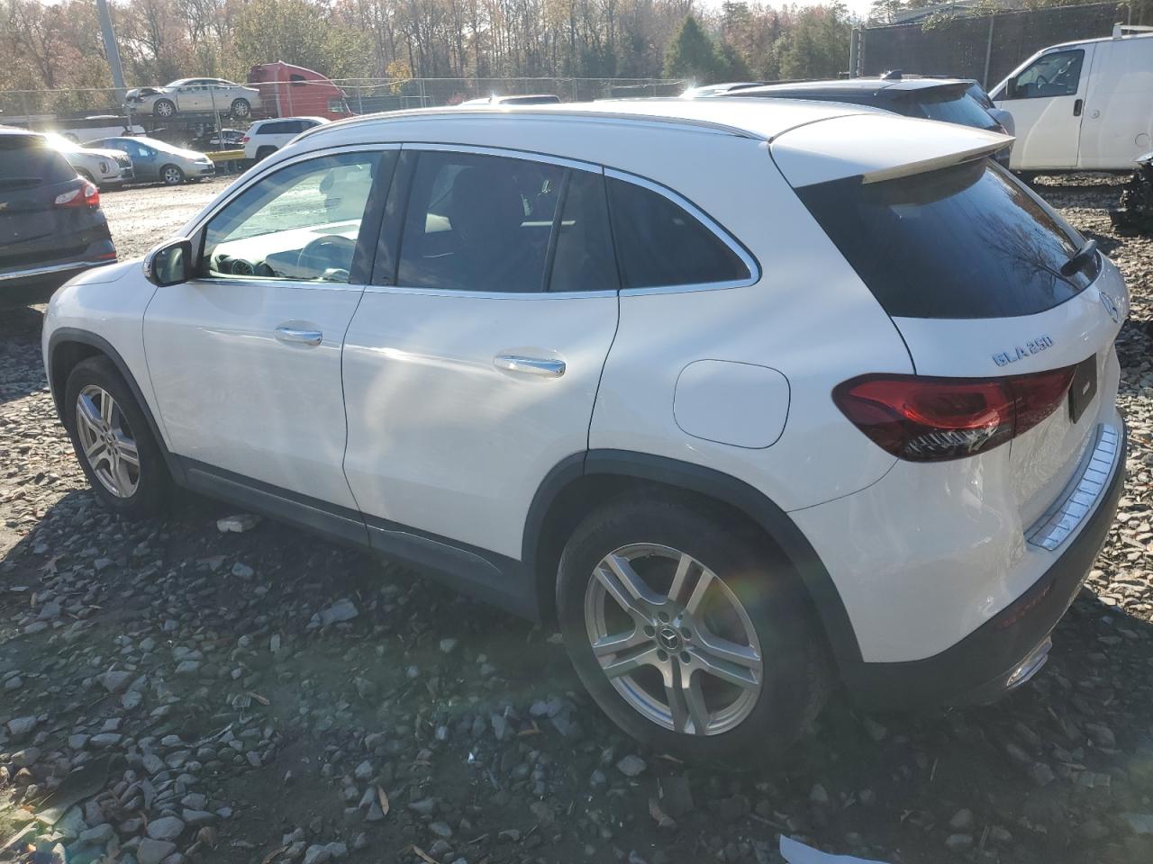 2022 Mercedes-Benz GLA-klasse VIN W1N4N4HB2NJ317014 Copart auction photo, minor dent/scratches damage thumbnail 2
