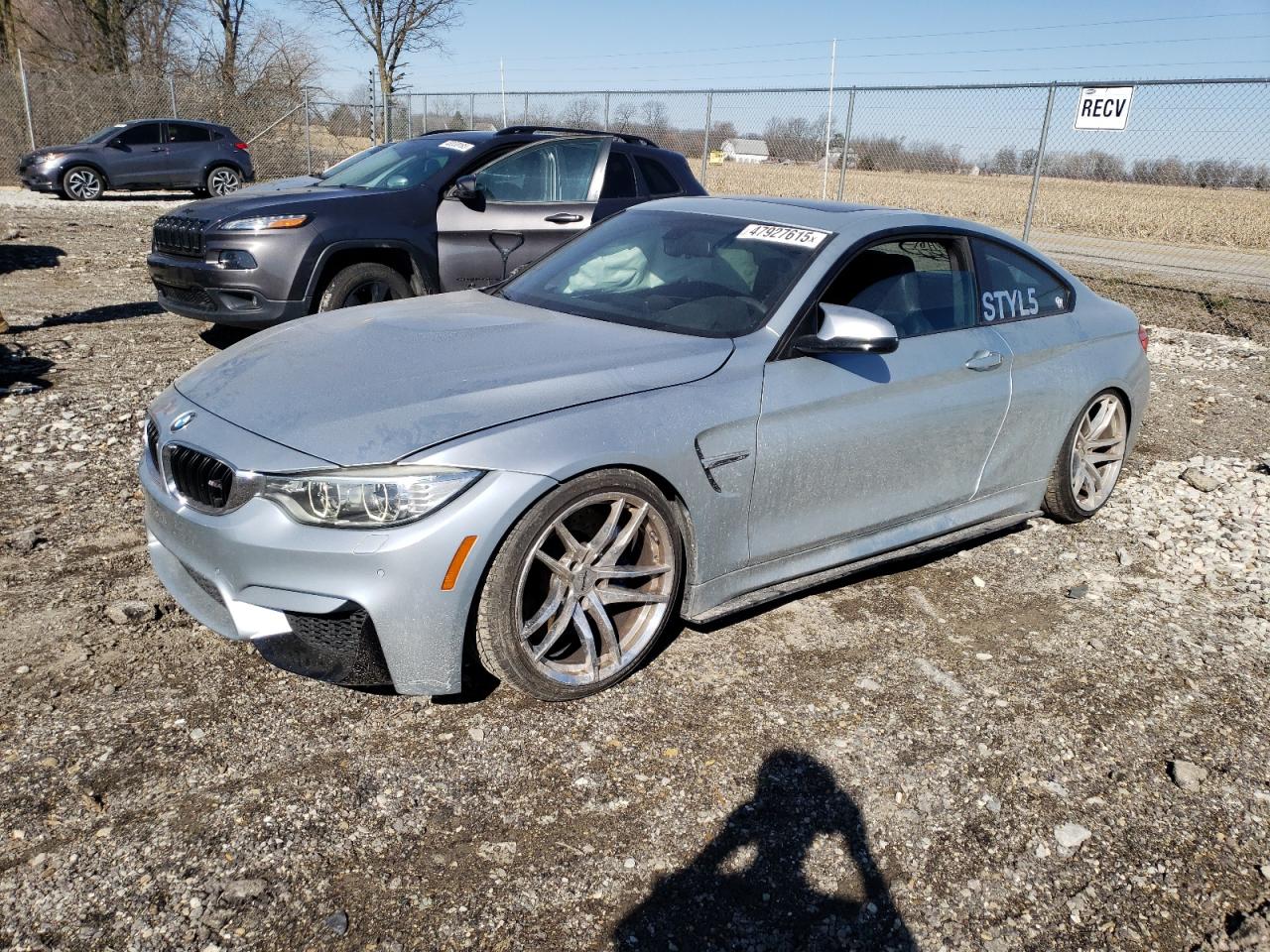 2015 BMW M4 VIN WBS3R9C57FK331291 - Copart auction photo