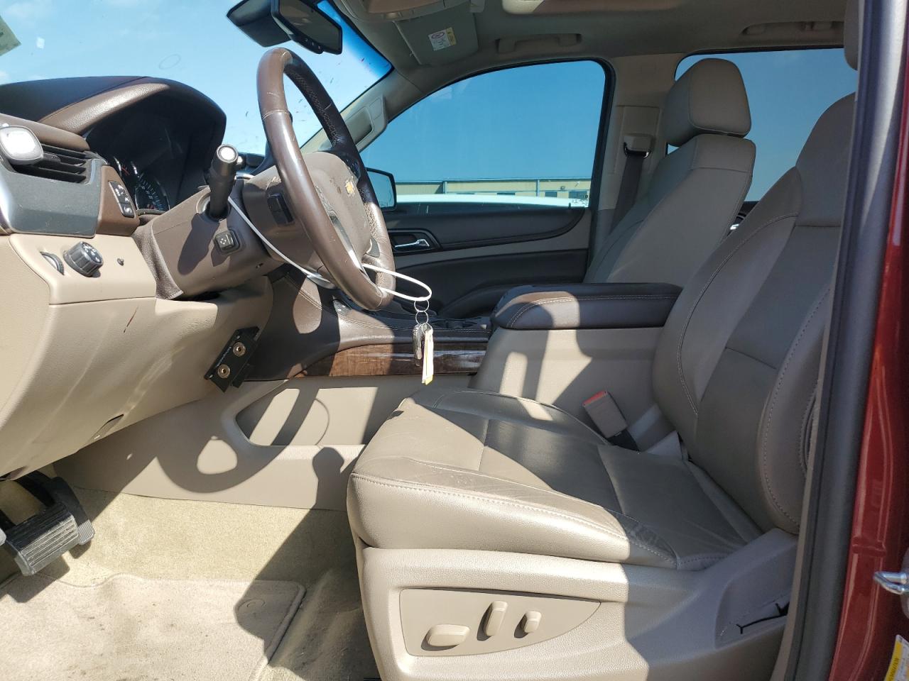 2018 Chevrolet Suburban VIN 1GNSCHKC4JR216847 Copart auction photo, all over damage thumbnail 7