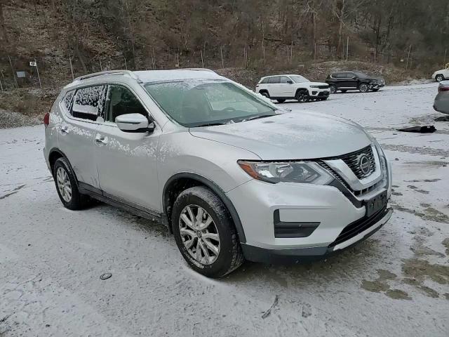 2019 Nissan Rogue VIN JN8AT2MVXKW390963 Copart auction photo, front end / minor dent/scratches damage thumbnail 11