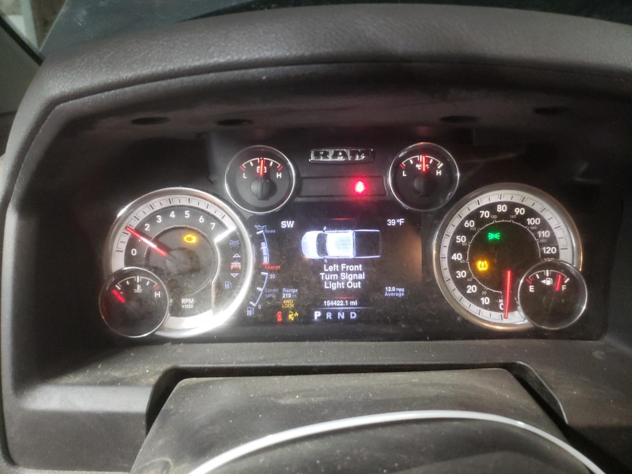 2016 RAM 1500 VIN 1C6RR7GT4GS204179 Copart auction photo, front end / side damage thumbnail 9