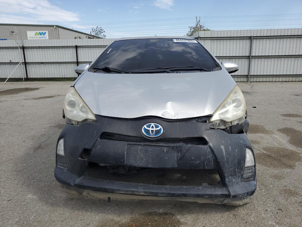 2013 Toyota Prius VIN JTDKDTB33D1530615 Copart auction photo, front end / minor dent/scratches damage thumbnail 5