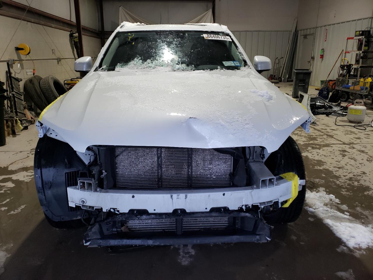2020 Volvo XC90 VIN YV4A221K7L1571054 Copart auction photo, front end / side damage thumbnail 5