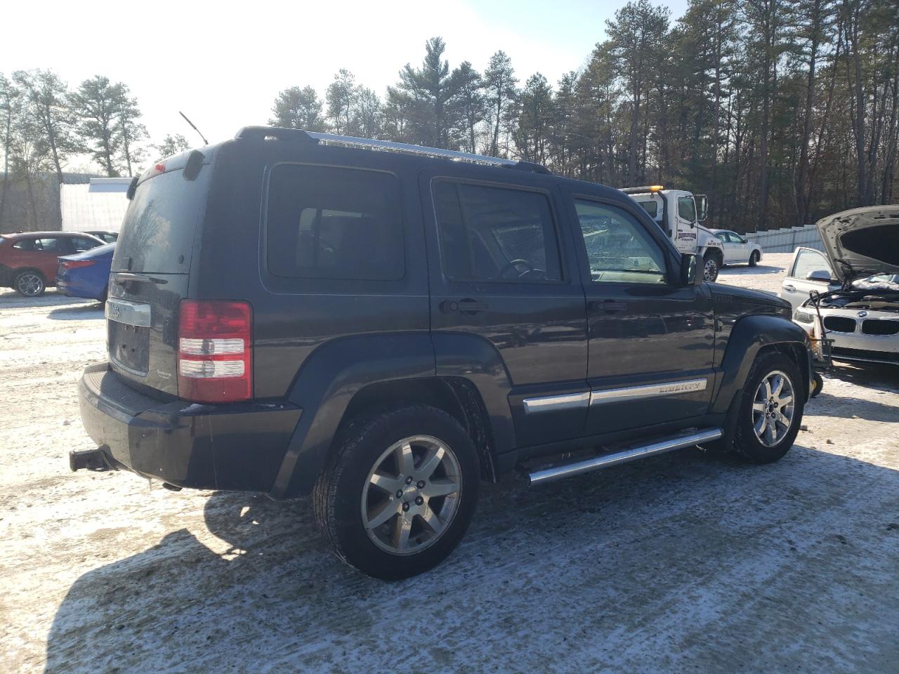 2009 Jeep Liberty (North America) VIN 1J8GN58K69W517292 Copart auction photo, side damage thumbnail 3