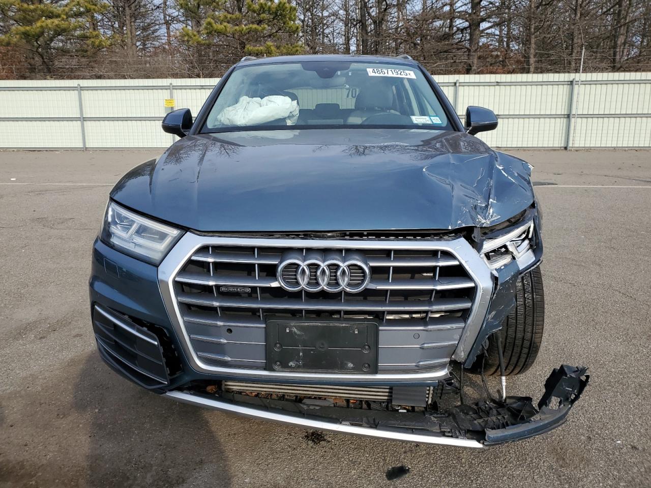 2018 Audi Q5 VIN WA1BNAFY4J2216897 Copart auction photo, front end / minor dent/scratches damage thumbnail 5